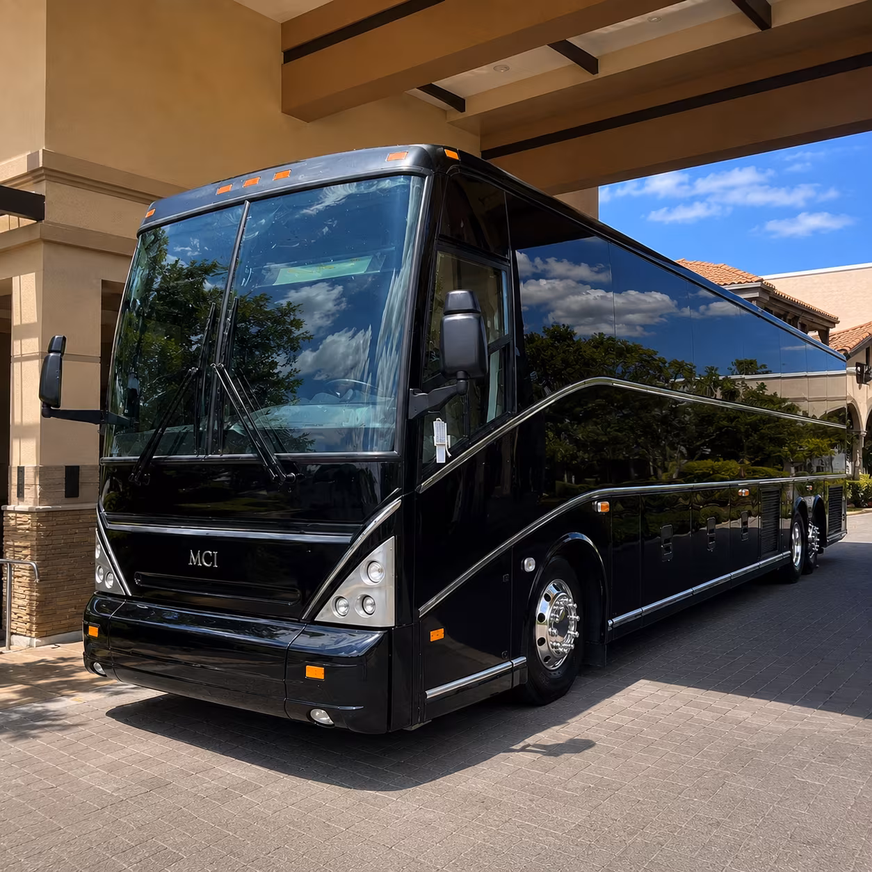 charter a bus for cactus league spring training from maricopa
